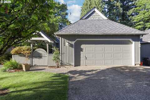 7609 SW AFTON LN, Portland, OR 97224