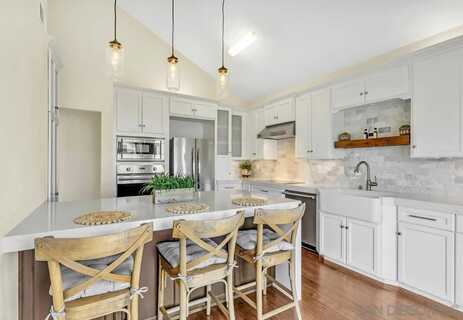 15638 Royal Crown, San Diego, CA 92128