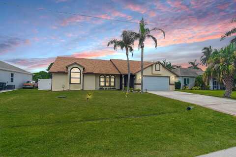 2213 SE Rock Springs Drive, Port Saint Lucie, FL 34952