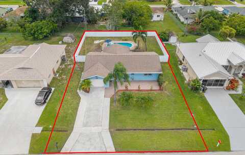 435 SE Sunnydale Lane, Port Saint Lucie, FL 34983