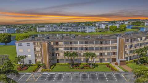 2069 Guildford D, Boca Raton, FL 33434