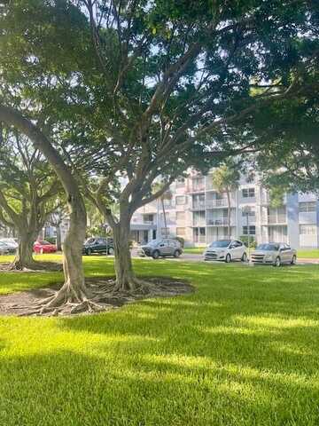 480 Executive Center Drive, West Palm Beach, FL 33401