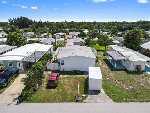 8169 SE Eagle Avenue, Hobe Sound, FL 33455