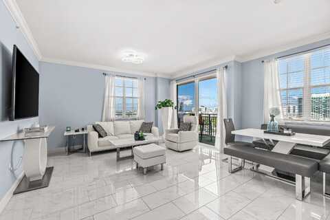 616 Clearwater Park Road, West Palm Beach, FL 33401