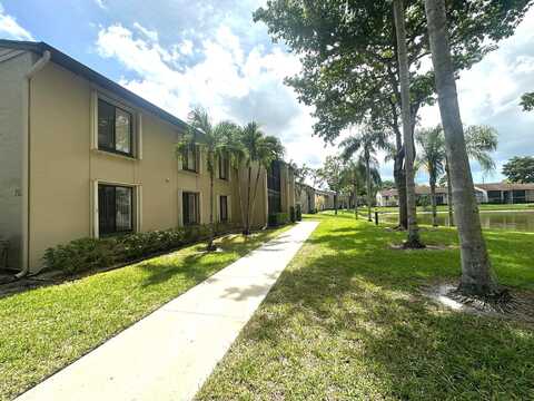 713 Sunny Pine Way, Greenacres, FL 33415