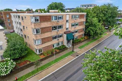 3120 Hennepin Avenue, Minneapolis, MN 55408