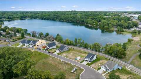229 McCarrons Place W, Roseville, MN 55113