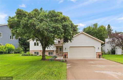 1388 Dorland Road S, Maplewood, MN 55119