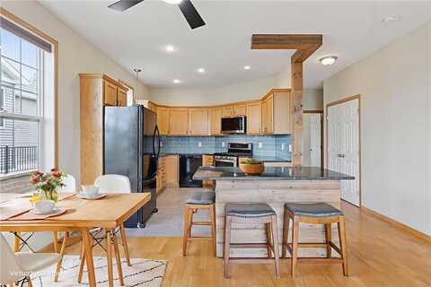 2065 Woodlynn Avenue, Maplewood, MN 55109