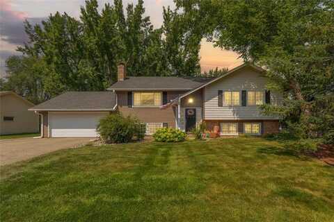 2000 E 115th Street, Burnsville, MN 55337