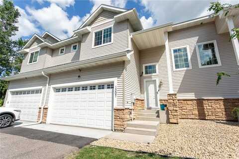 1307 County Road D Circle E, Vadnais Heights, MN 55109