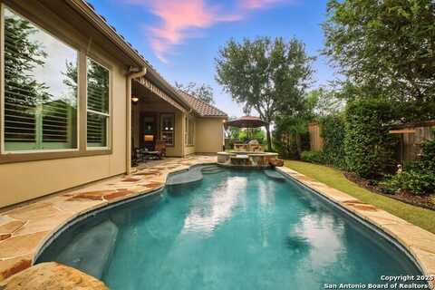135 Penns Way, Shavano Park, TX 78231