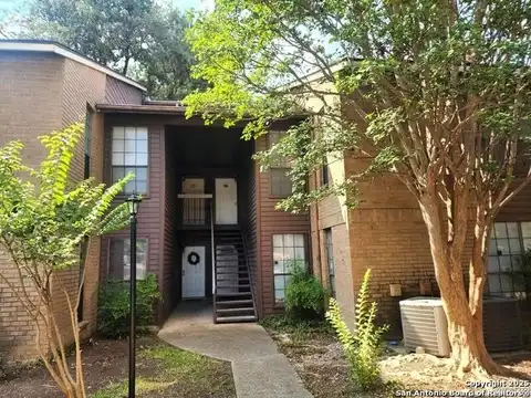 8611 Datapoint Dr, San Antonio, TX 78229