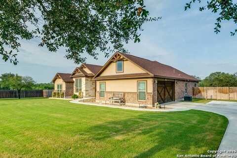688 Double Gate Rd, Castroville, TX 78009
