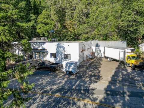 4430 Oak St., Dunsmuir, CA 96025