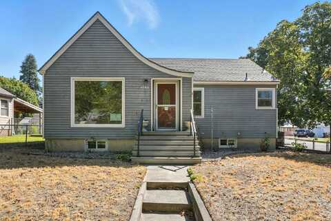 4302 N Cedar St, Spokane, WA 99205