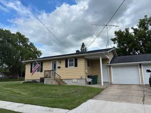 805 State Street, Ripon, WI 54971