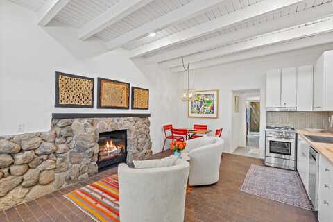 730 Columbia unit: B, Santa Fe, NM 87505