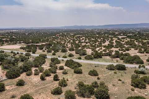 59 Calle Sin Sonte, Santa Fe, NM 87507