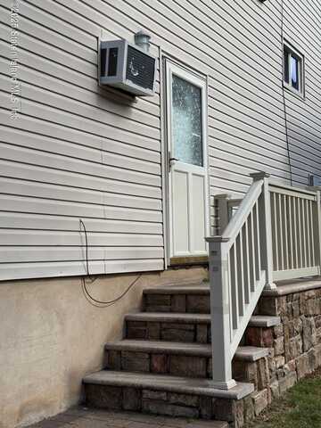 420 Woodrow Road, Staten Island, NY 10312