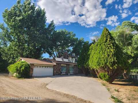20 ROAD 3490, Flora Vista, NM 87415