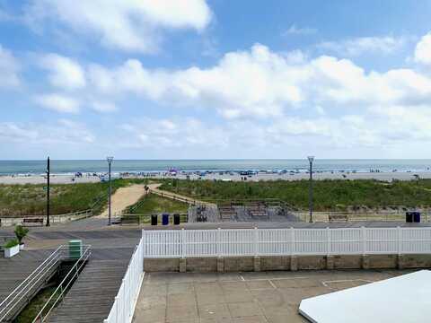 108 S Montpelier Ave, Atlantic City, NJ 08401