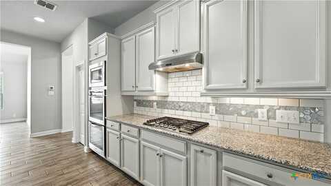 428 Whistlers Way, Spring Branch, TX 78070