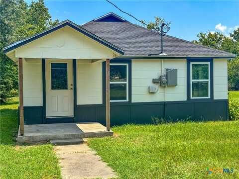 510 Carver Street, Edna, TX 77957