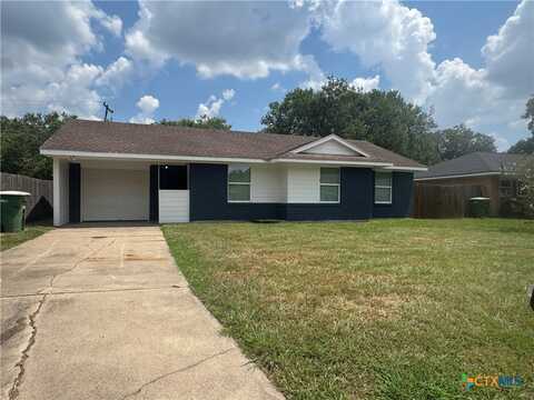 1708 Alamo Drive, Victoria, TX 77901