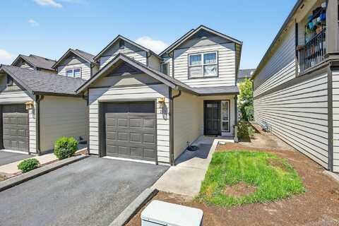 269 Daisy Creek Village Drive, Central Point, OR 97502