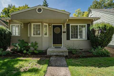1008 Queen Anne Avenue, Medford, OR 97504