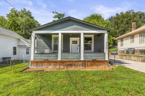232 MCGEE Avenue, COUNCIL BLUFFS, IA 51503