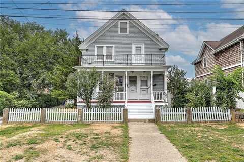 40 Brightridge Avenue, East Providence, RI 02914