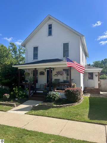 314 E Newark Street, Ithaca, MI 48847