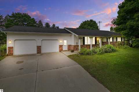 213 N Cottage Grove, Mc Bain, MI 49657