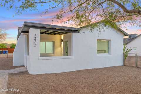 1323 W Speedway Boulevard, Tucson, AZ 85745