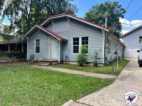 208 S William, Atlanta, TX 75551