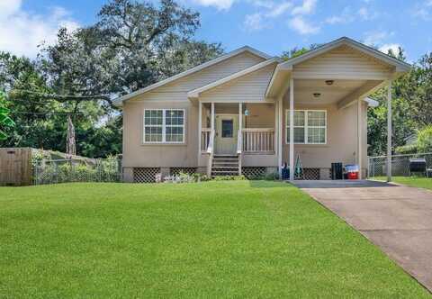 2909 Oakwood Dr, Tallahassee, FL 32304
