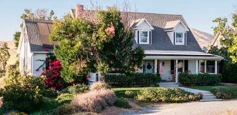 958 E Morton Hill Avenue, Porterville, CA 93257
