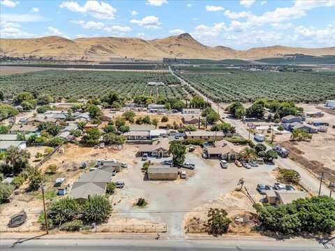 25250 Rd 216, Lindsay, CA 93247