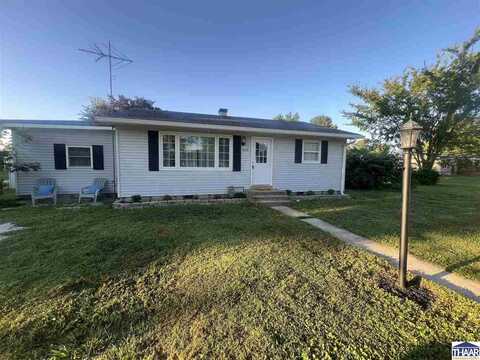 202 W Walnut Street, Bainbridge, IN 46105