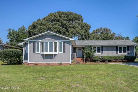 1966 Kings Landing Road, Hampstead, NC 28443