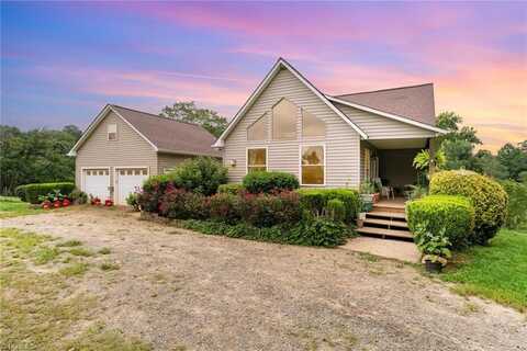 1739 Roaring Gap Road, Thurmond, NC 28683