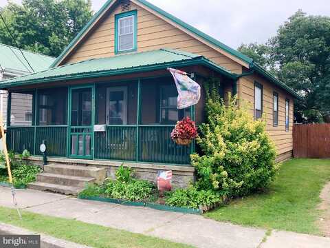 533 E POPLAR STREET, SEAFORD, DE 19973