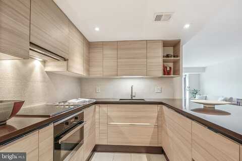 1080 WISCONSIN AVENUE NW, WASHINGTON, DC 20007