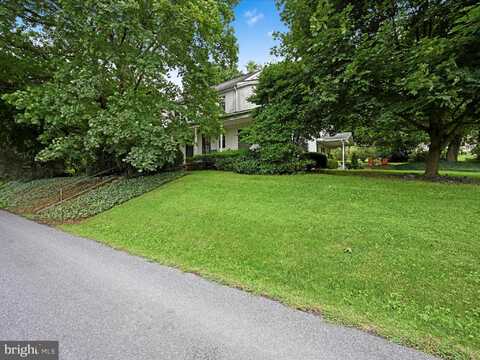 18 ZARTMAN MILL ROAD, LITITZ, PA 17543