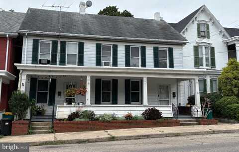 6 - 8 E THIRD STREET, WAYNESBORO, PA 17268