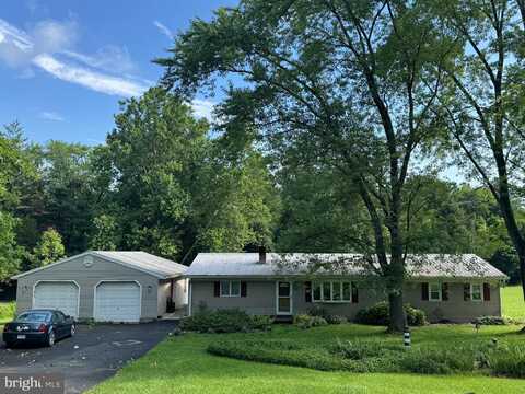 304 COOL HOLLOW DRIVE, FALLING WATERS, WV 25419