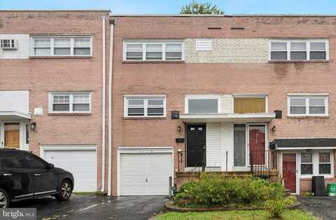 2115 RAVENWOOD ROAD, FOLCROFT, PA 19032
