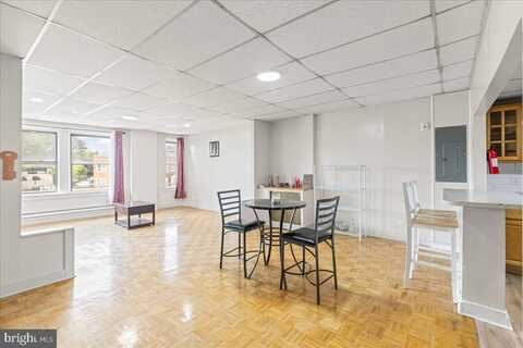 245 WARREN STREET, BEVERLY, NJ 08010